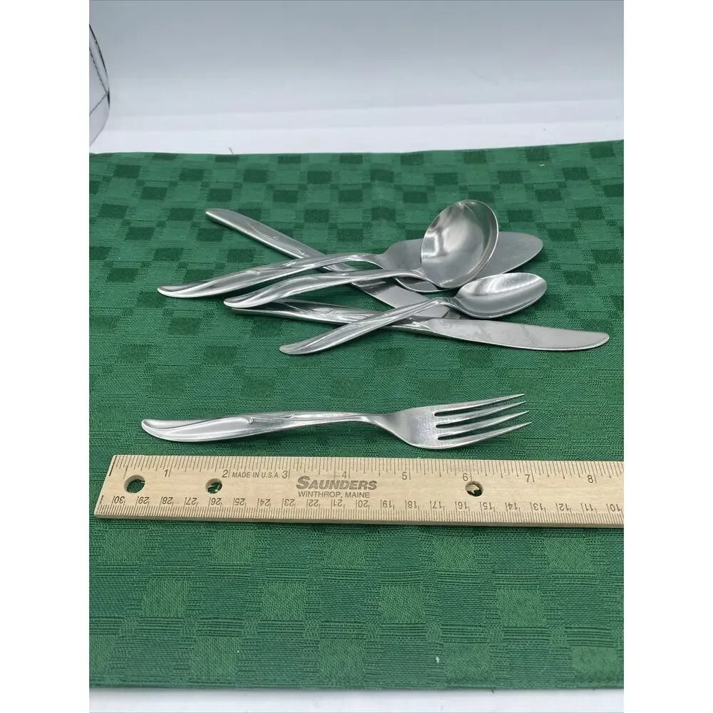 Superior Stainless USA Flatware Lot of 6-2/Butter Knives, 1/Spoon, 1/Fork, 2/Ser